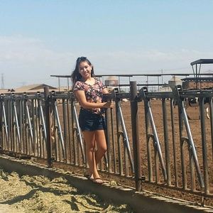 Meet your Posher, Sabrina